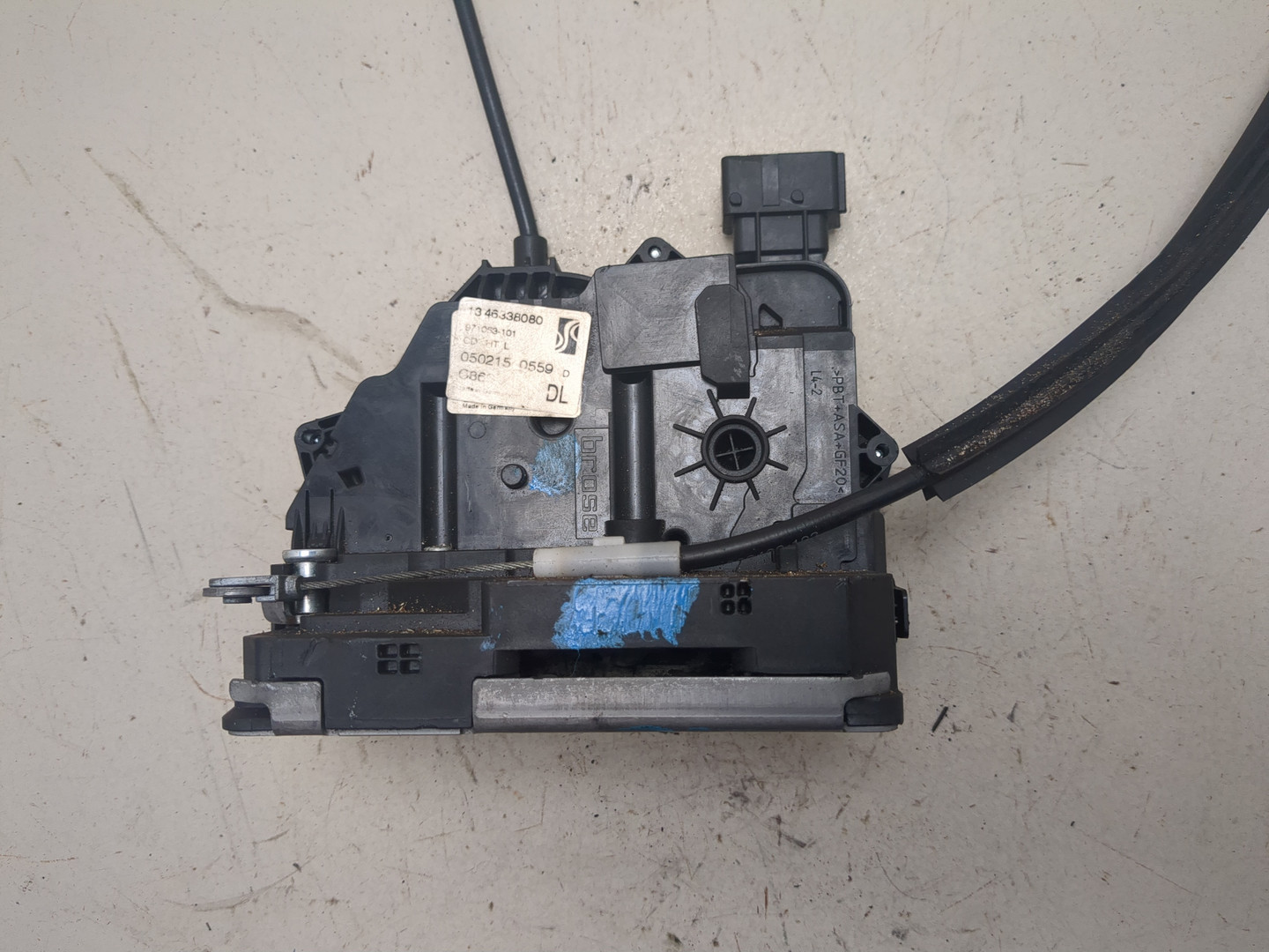 Замок двери сдвижной