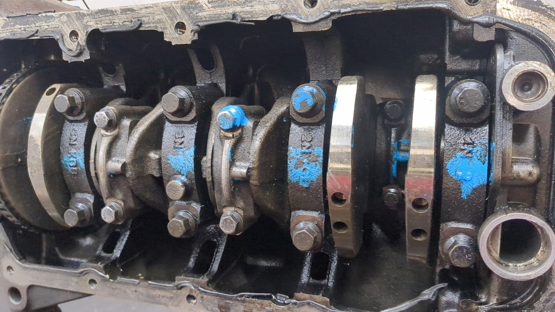 Блок двигателя