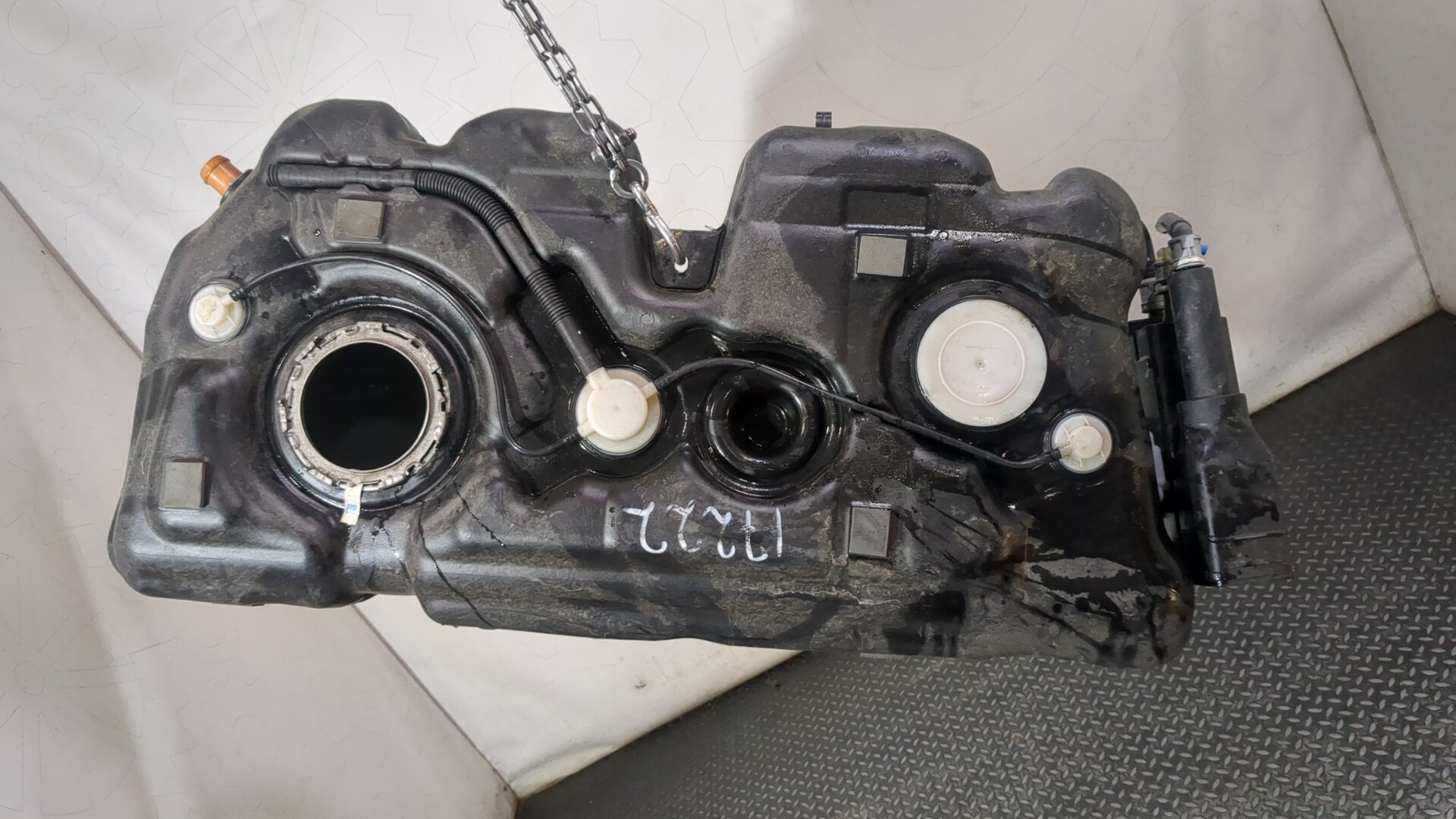 Бак топливный