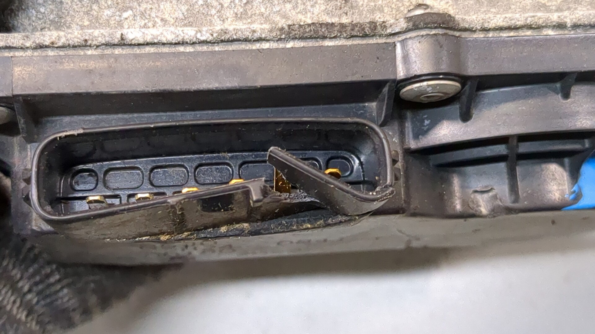 Заслонка дроссельная электрическая