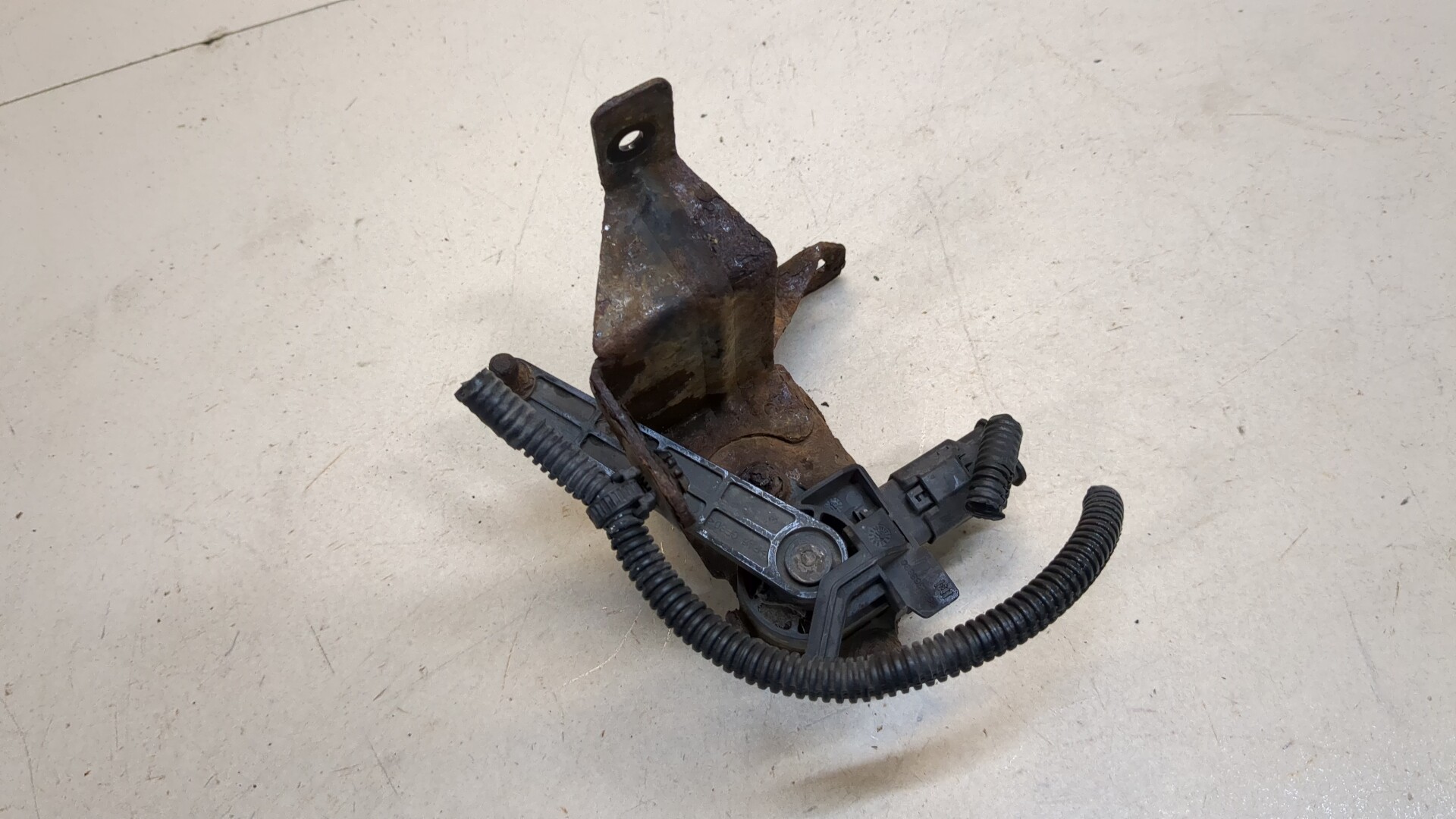 Датчик регулировки дорож. просвета