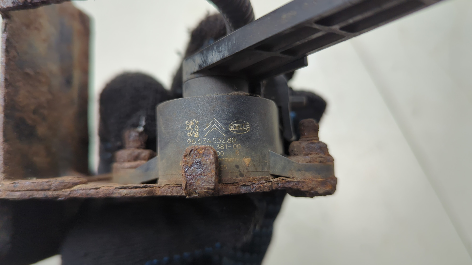 Датчик регулировки дорож. просвета