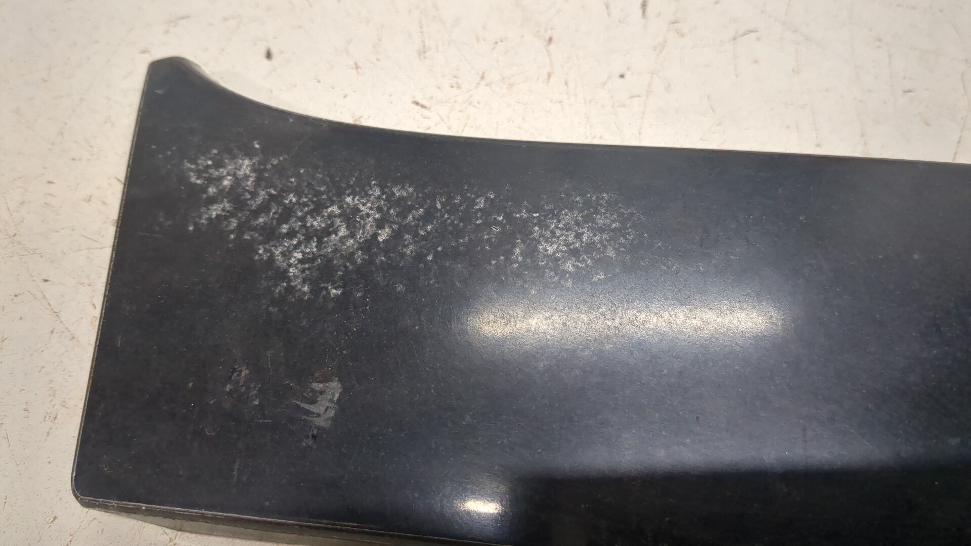 Планка под фонарь левая