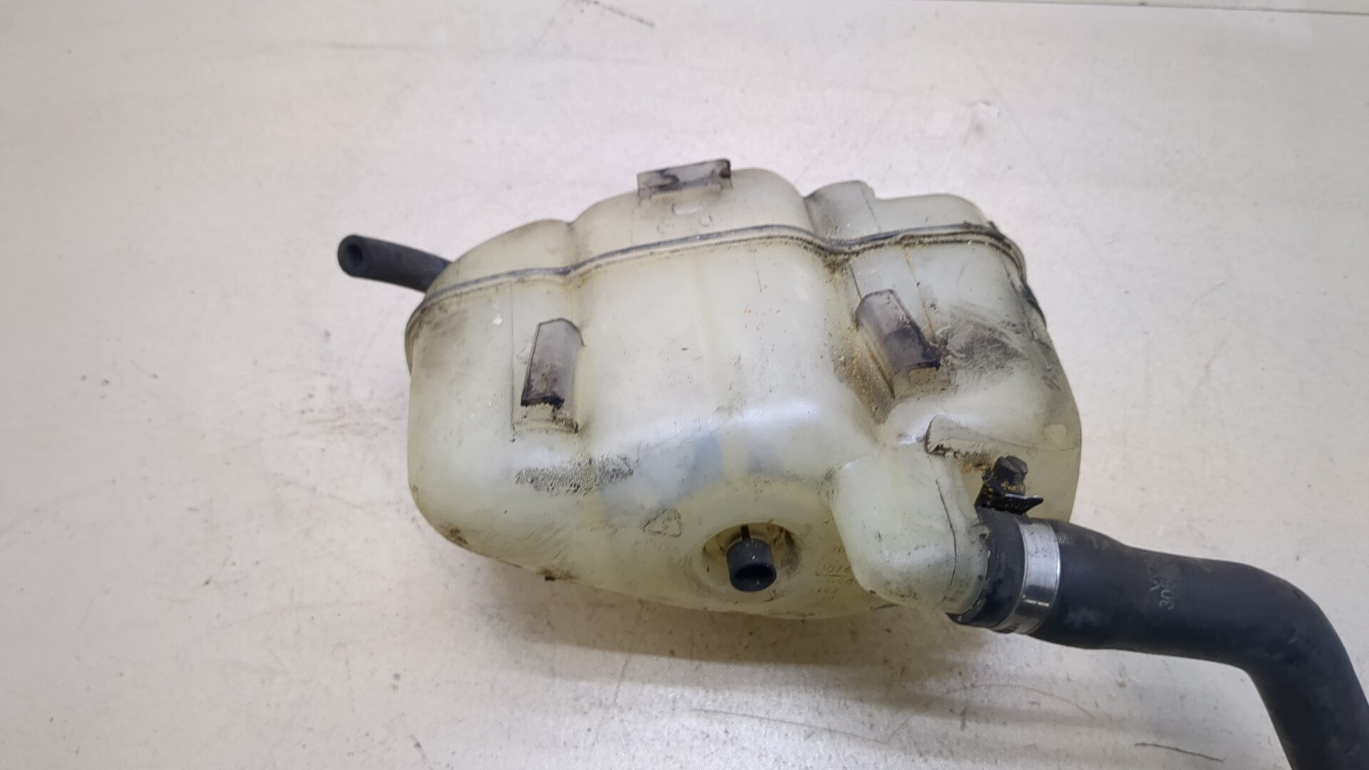 Бачок расширительный