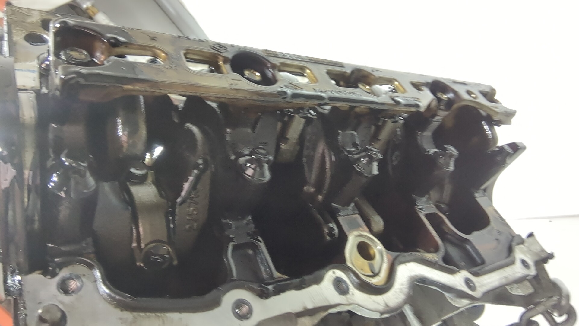 Блок двигателя