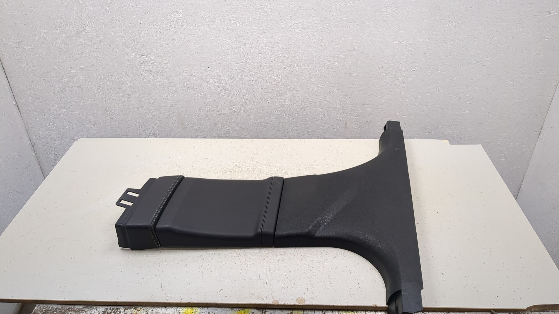 Обшивка стойки