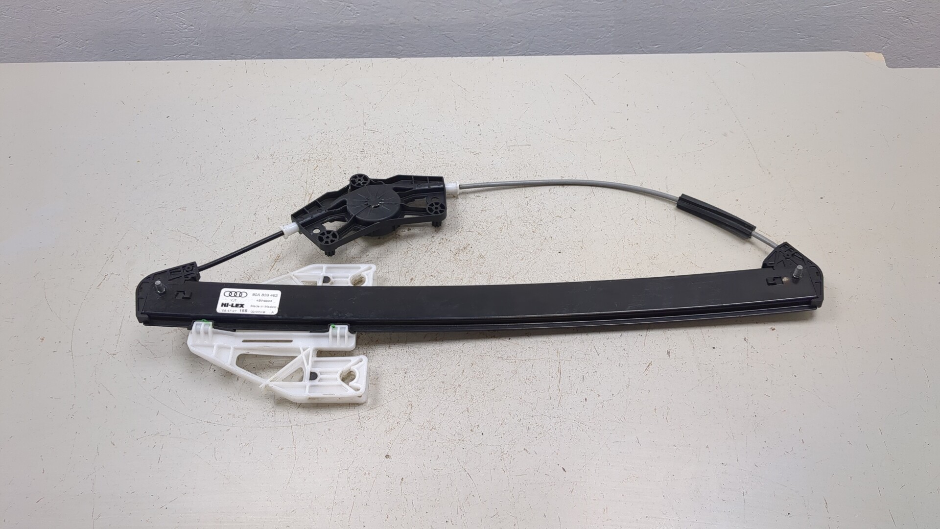 Стеклоподъемник электр. задний правый