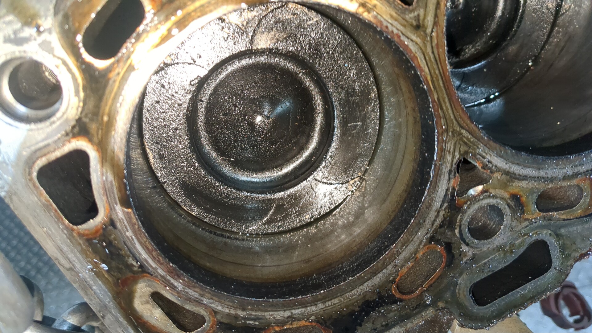 Блок двигателя