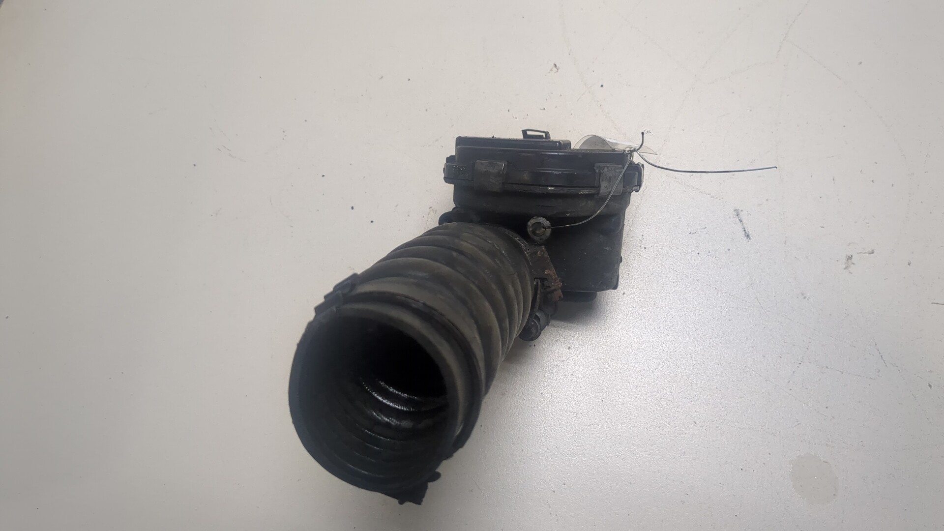 Заслонка дроссельная электрическая