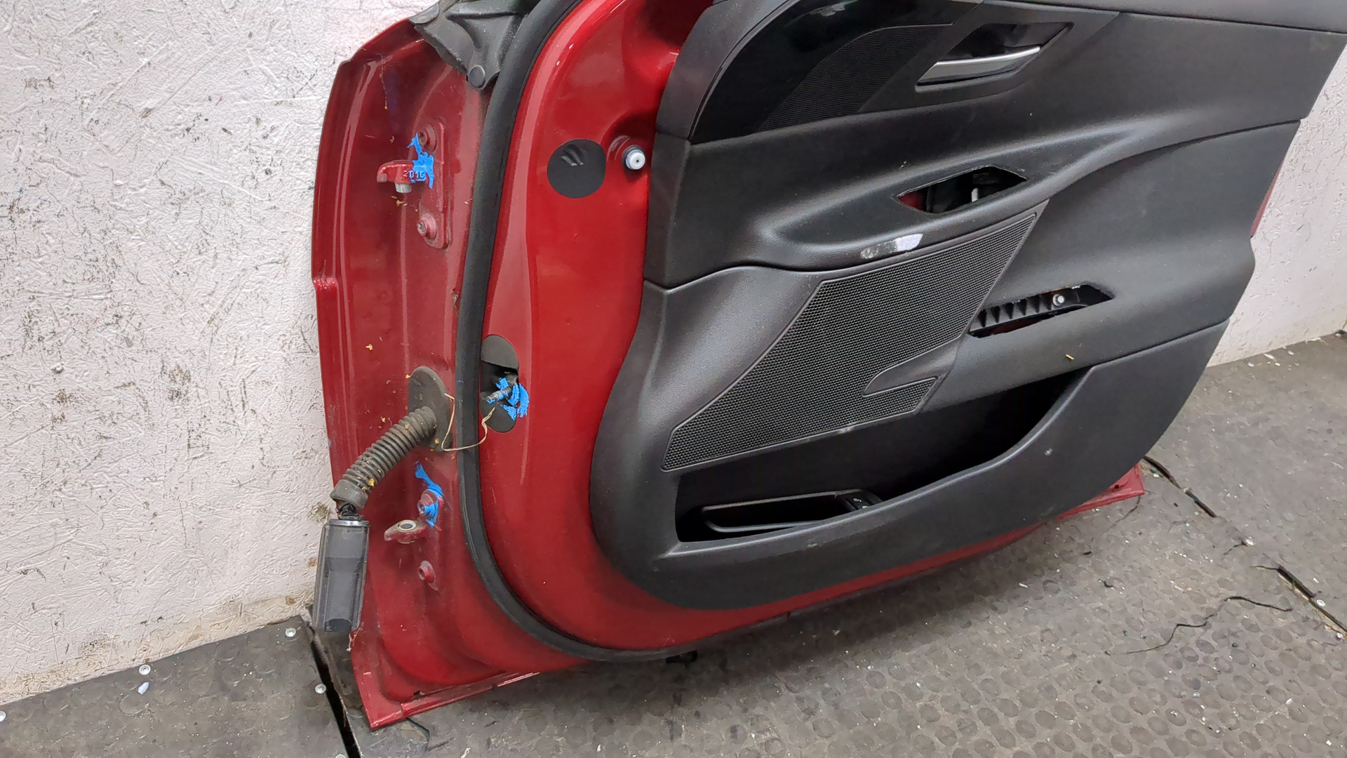 Дверь передняя правая