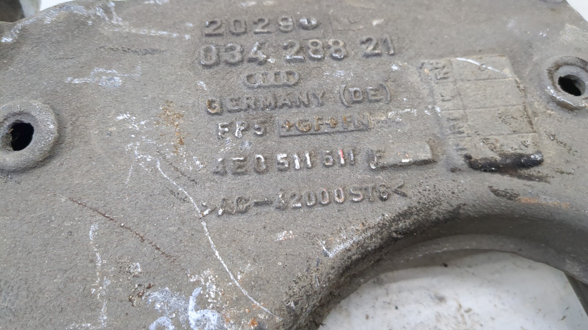 Рычаг задний левый