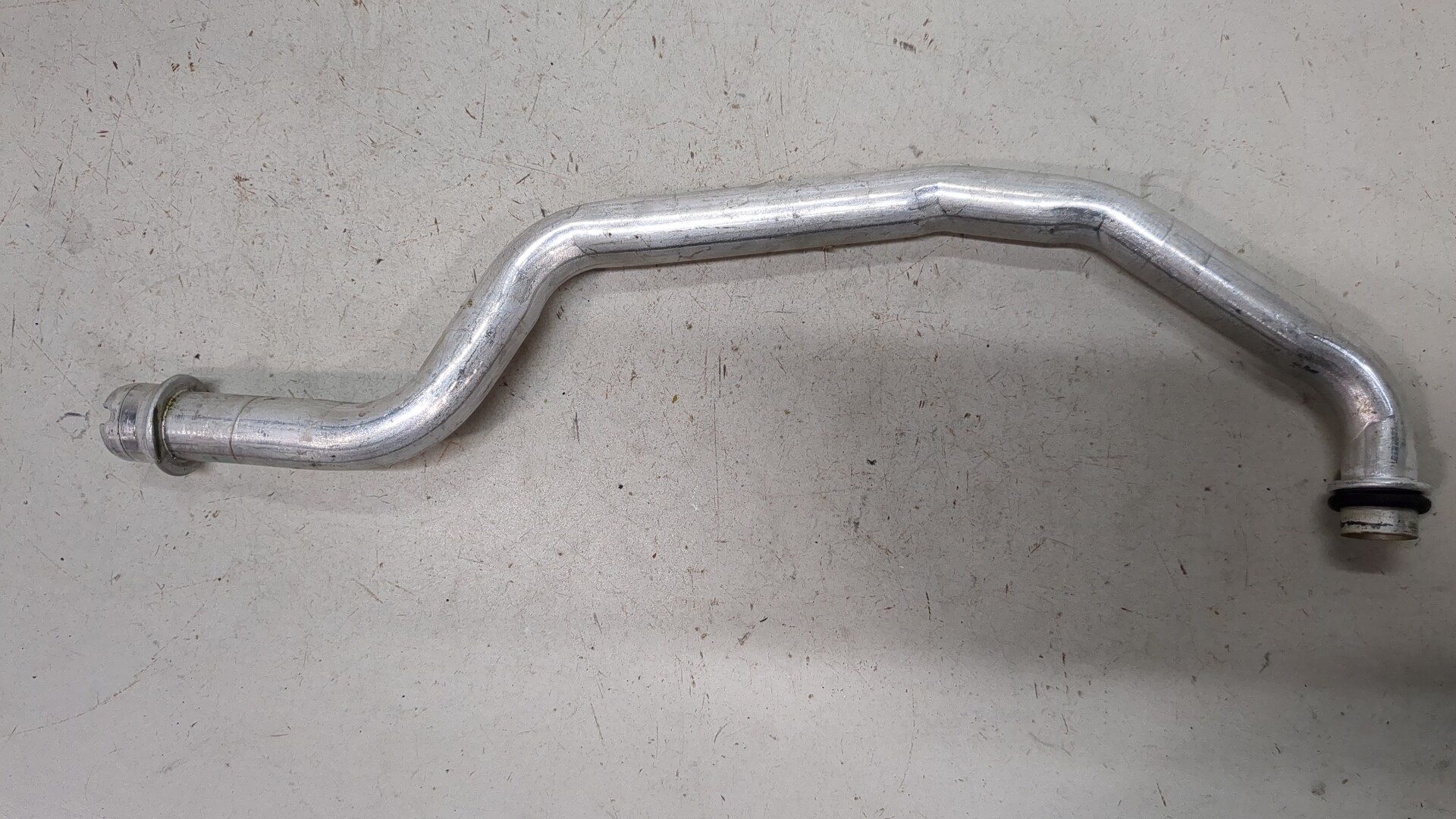 Патрубок отопителя