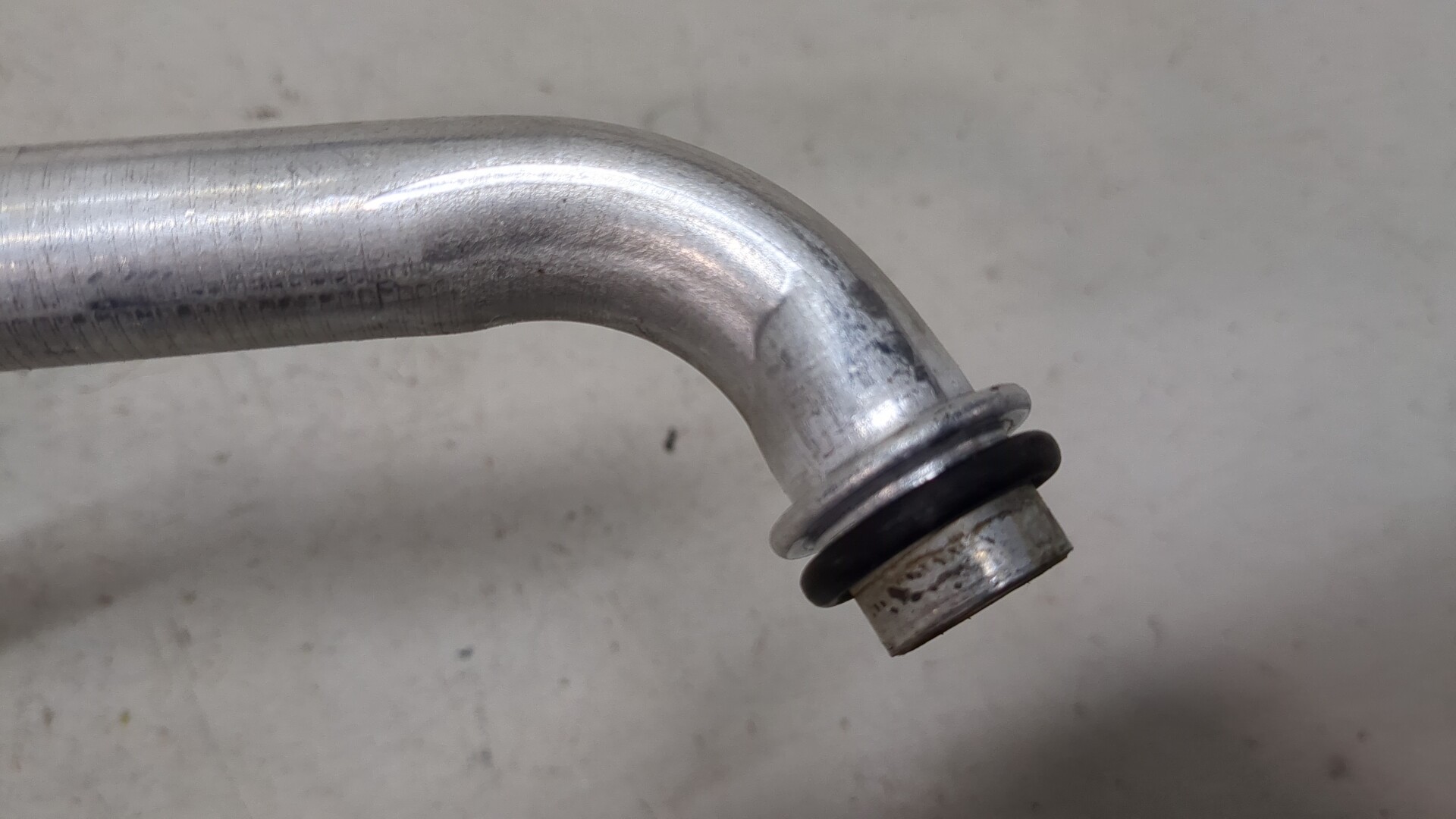 Патрубок отопителя