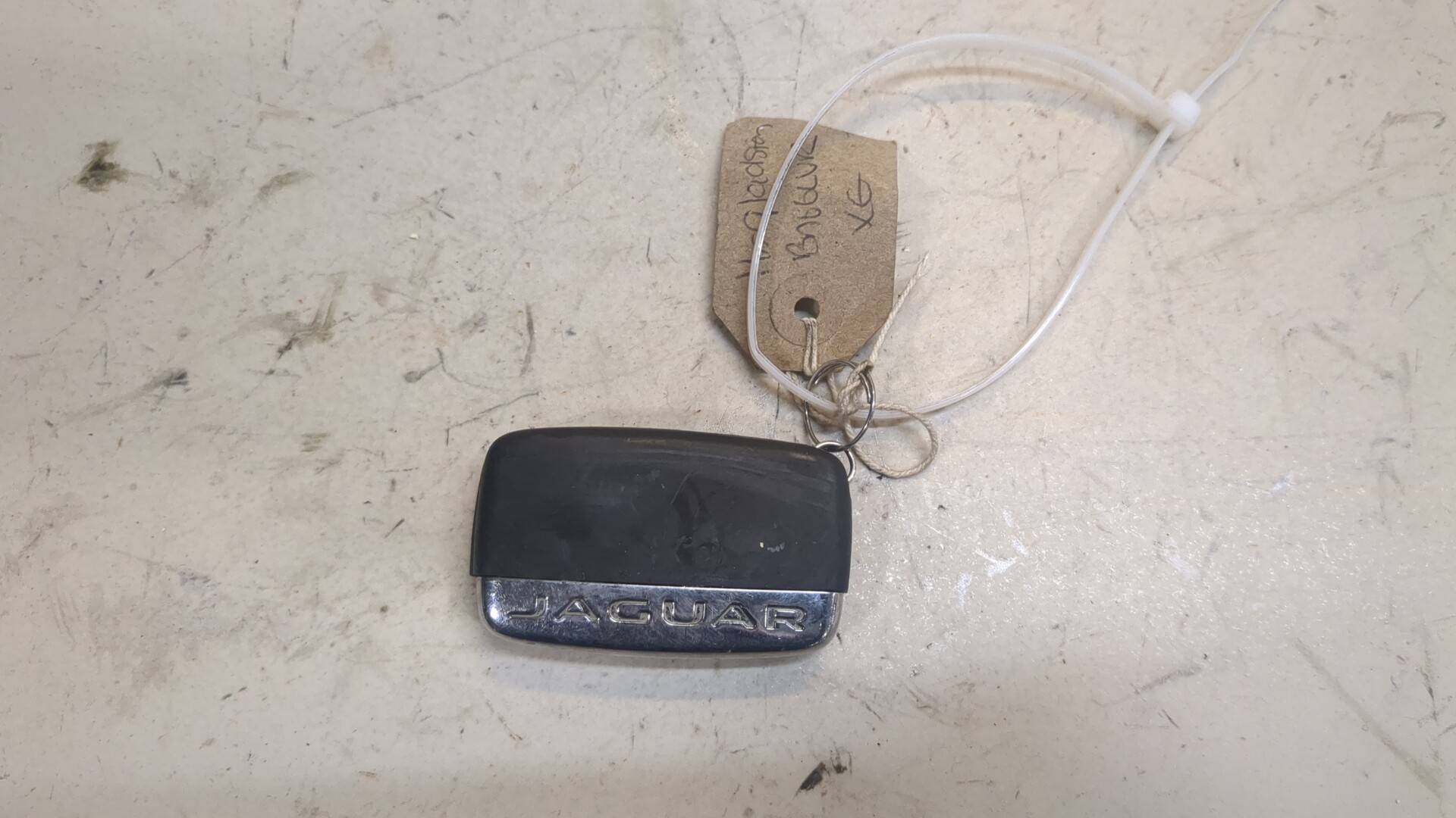 Ключ зажигания