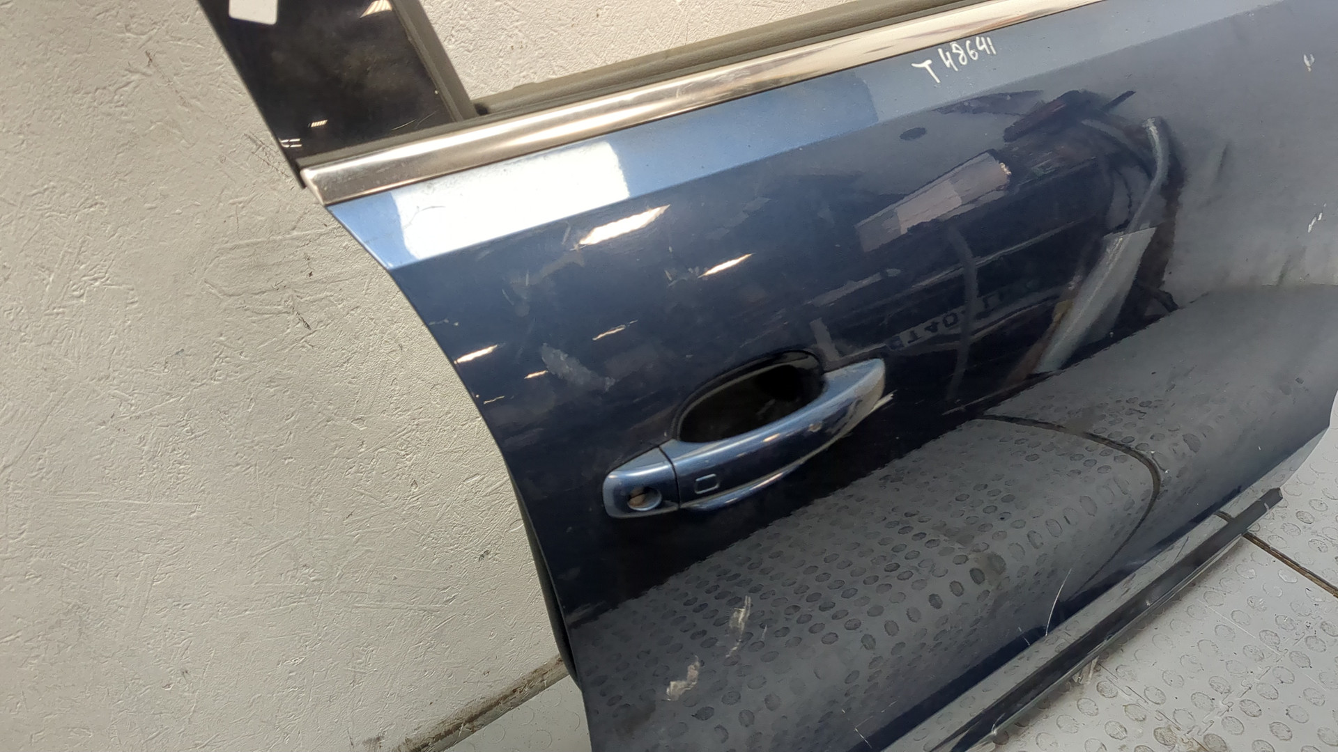 Дверь передняя правая