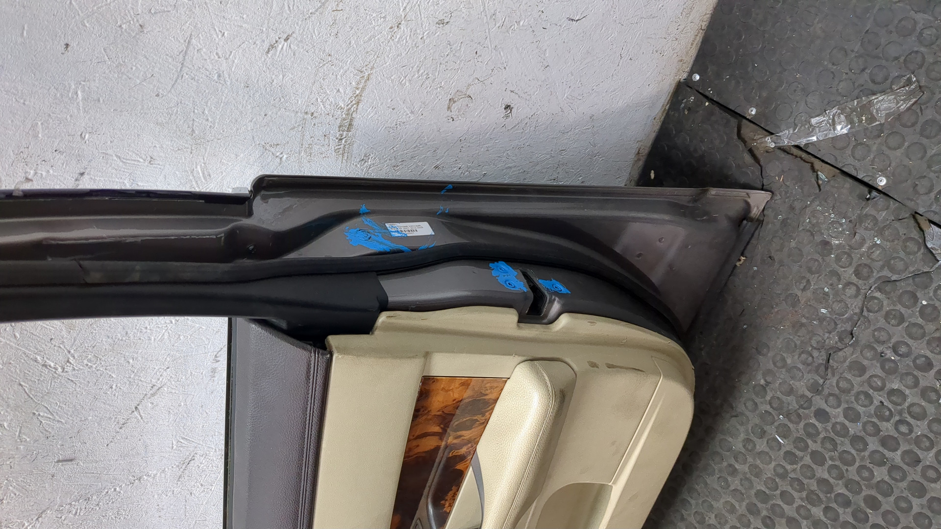 Дверь передняя правая