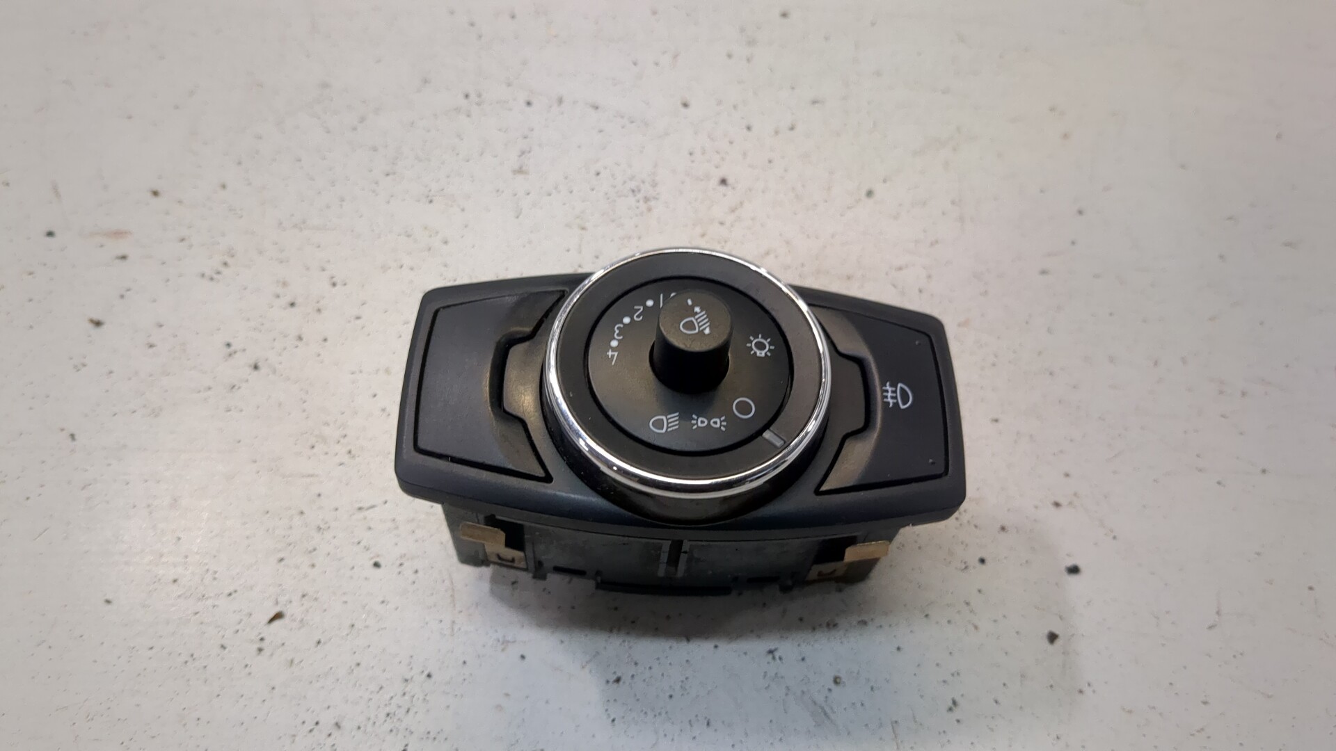 Переключатель света фар