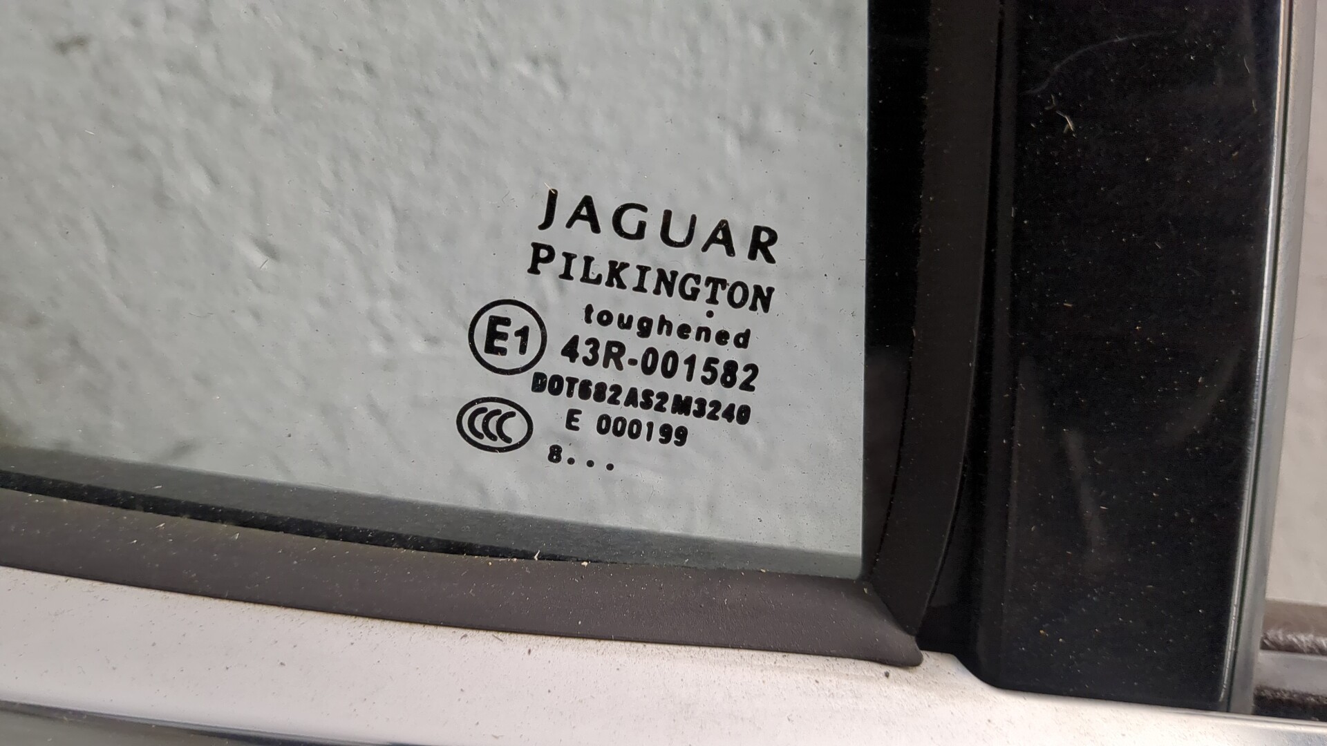 Дверь задняя правая