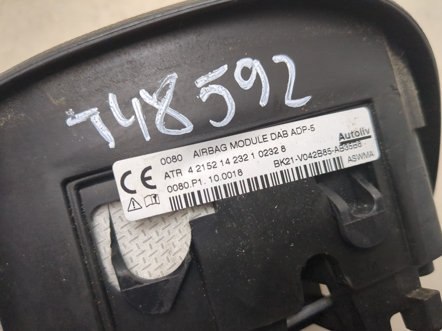 Подушка безопасности в рулевое колесо