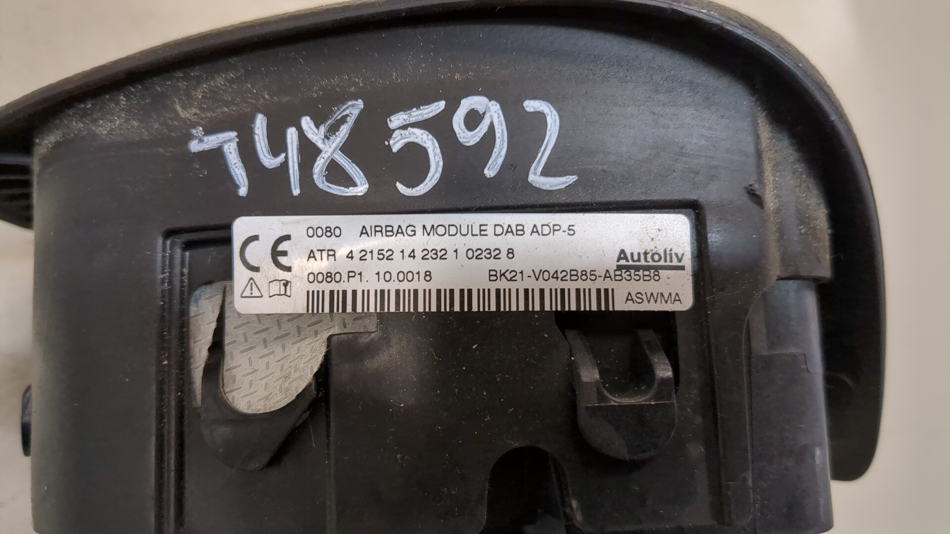 Подушка безопасности в рулевое колесо