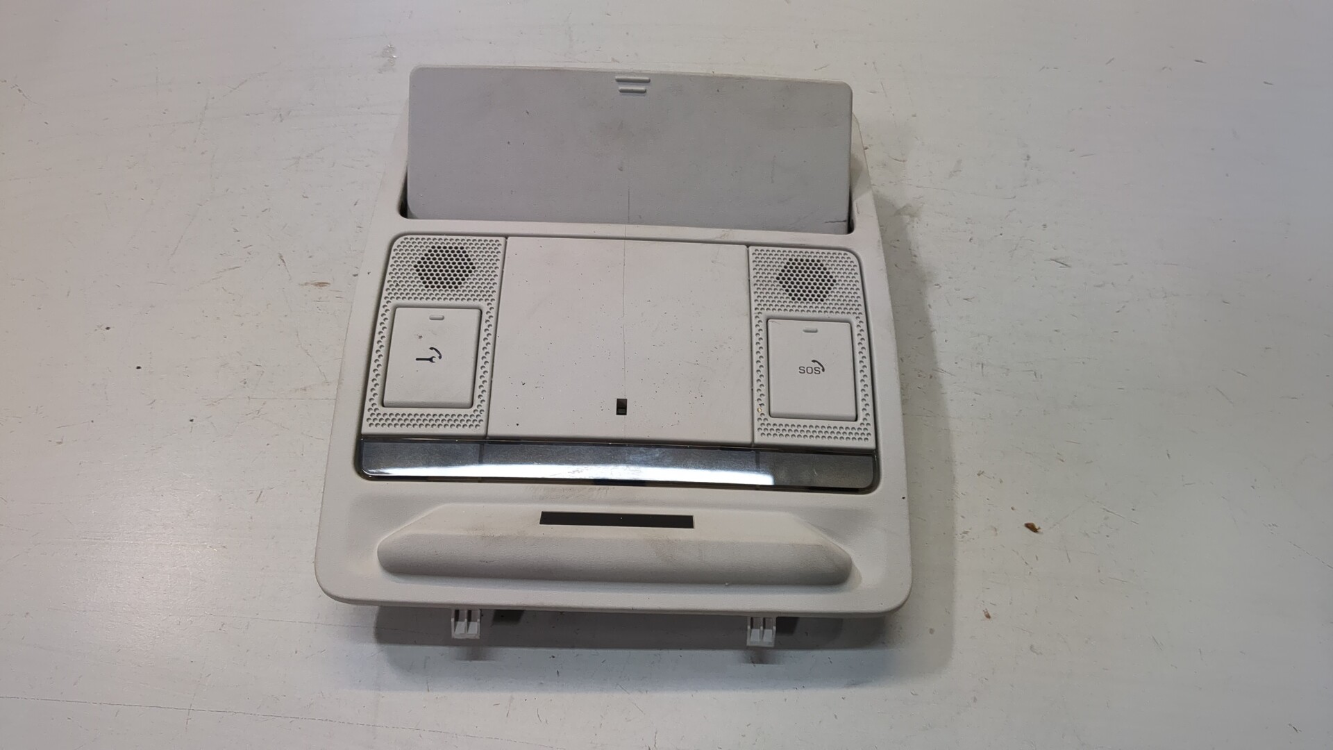 Плафон салонный