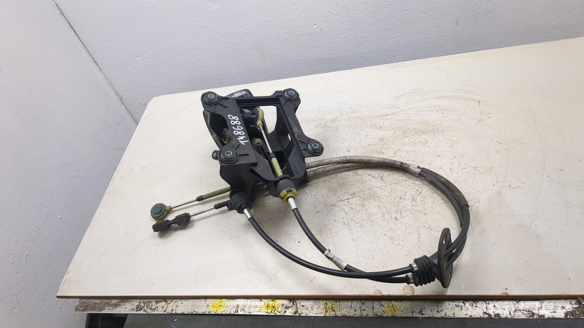 Кулиса МКПП / АКПП