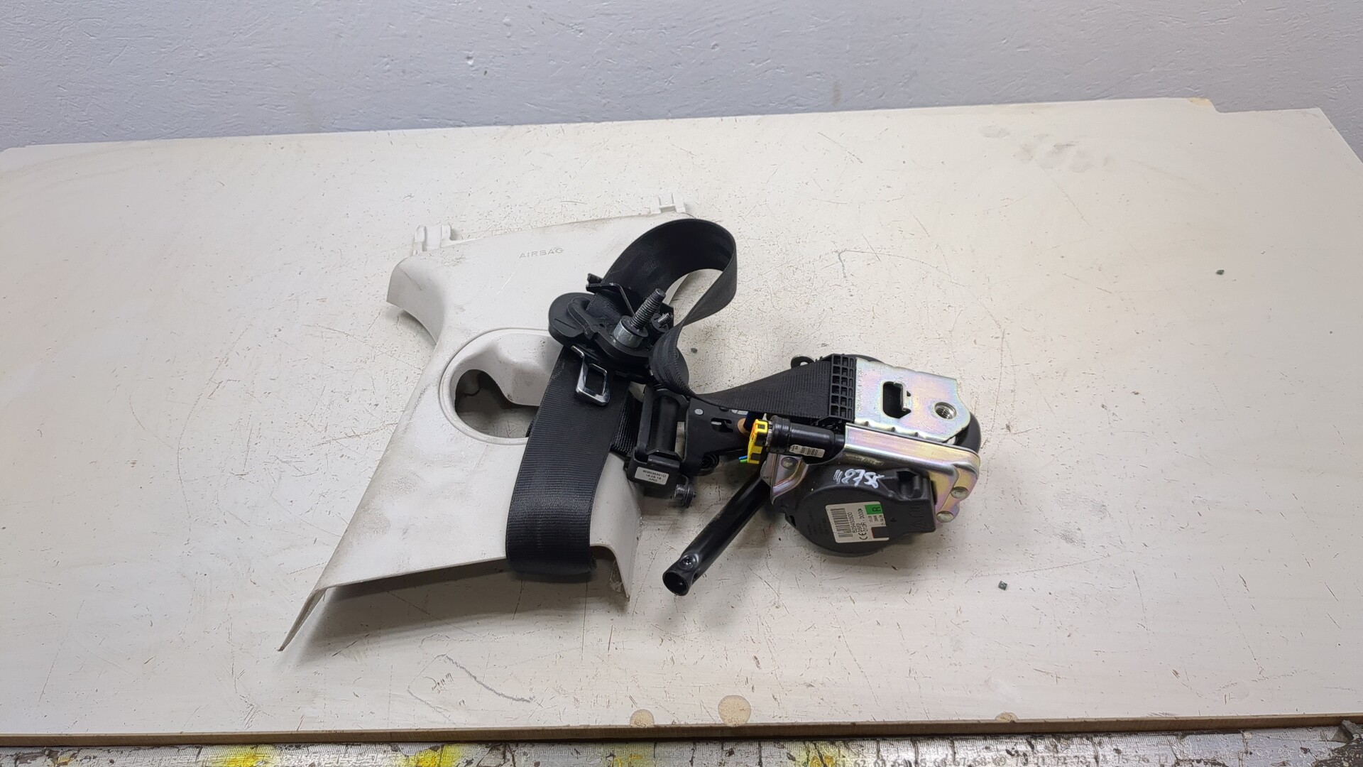 Ремень безопасности