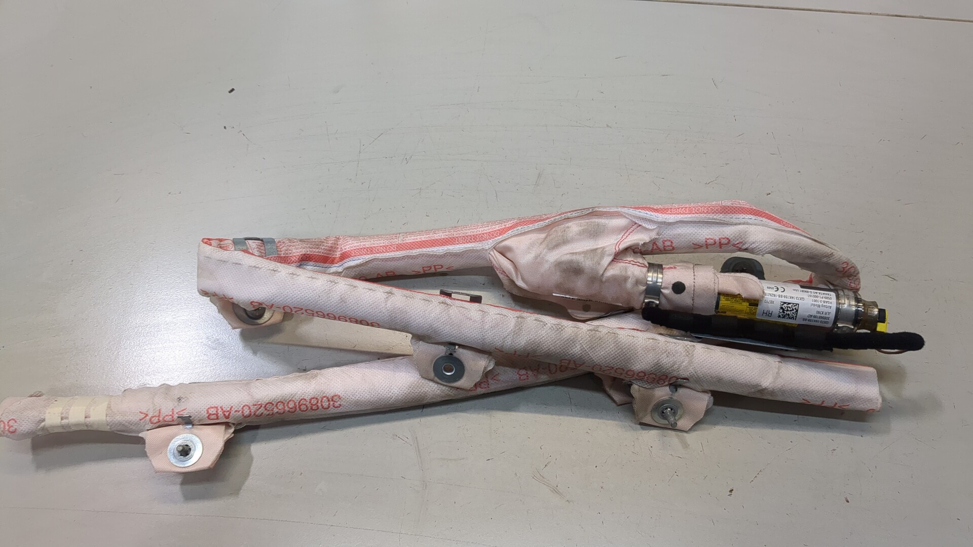 Подушка безопасности боковая (шторка)