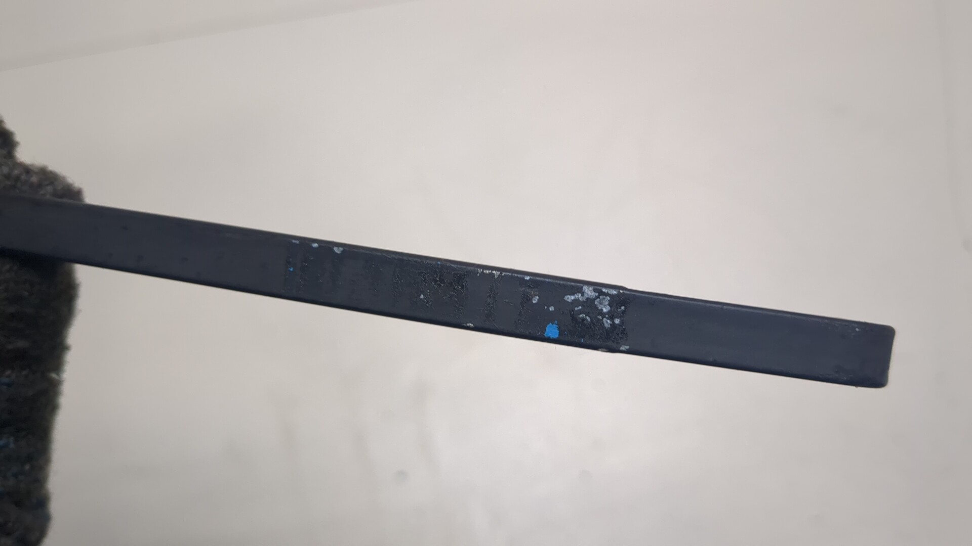 Поводок стеклоочистителя заднего