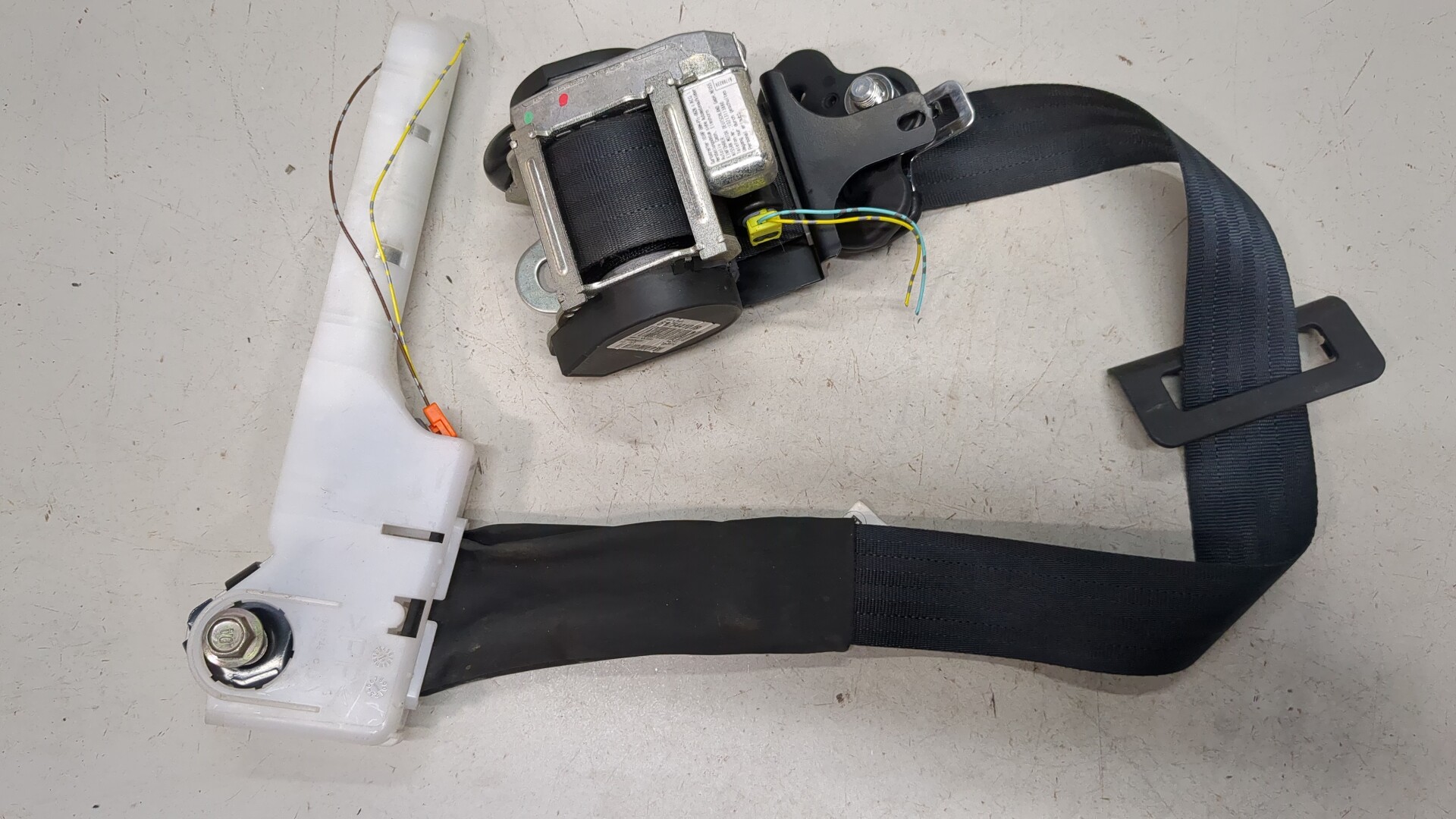 Ремень безопасности