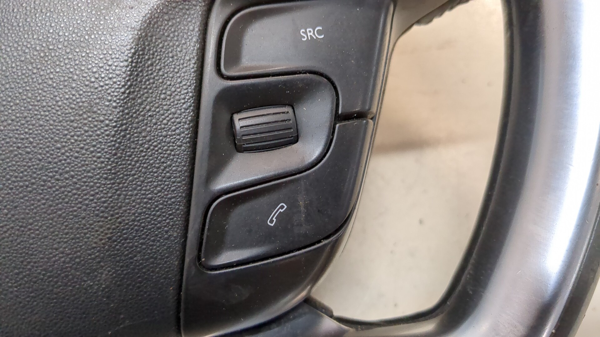 Рулевое колесо (руль)