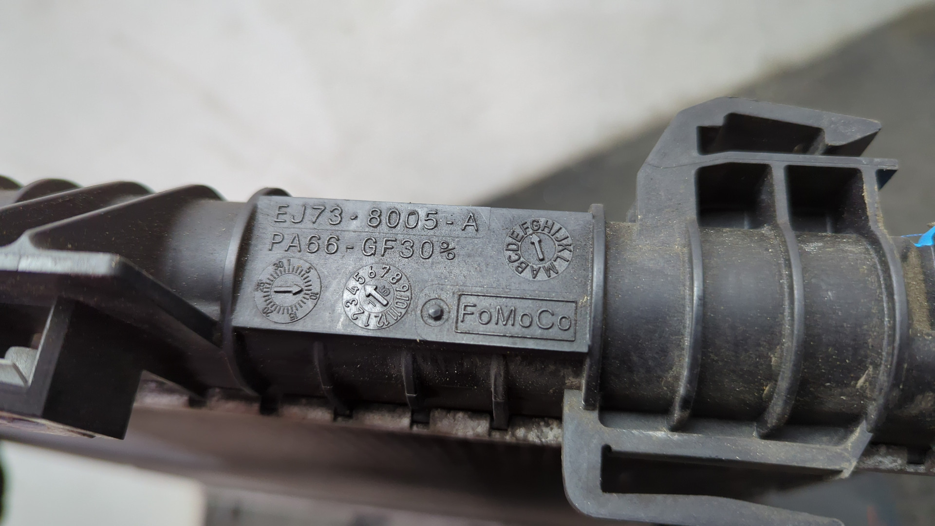 Радиатор охлаждения двигателя основной