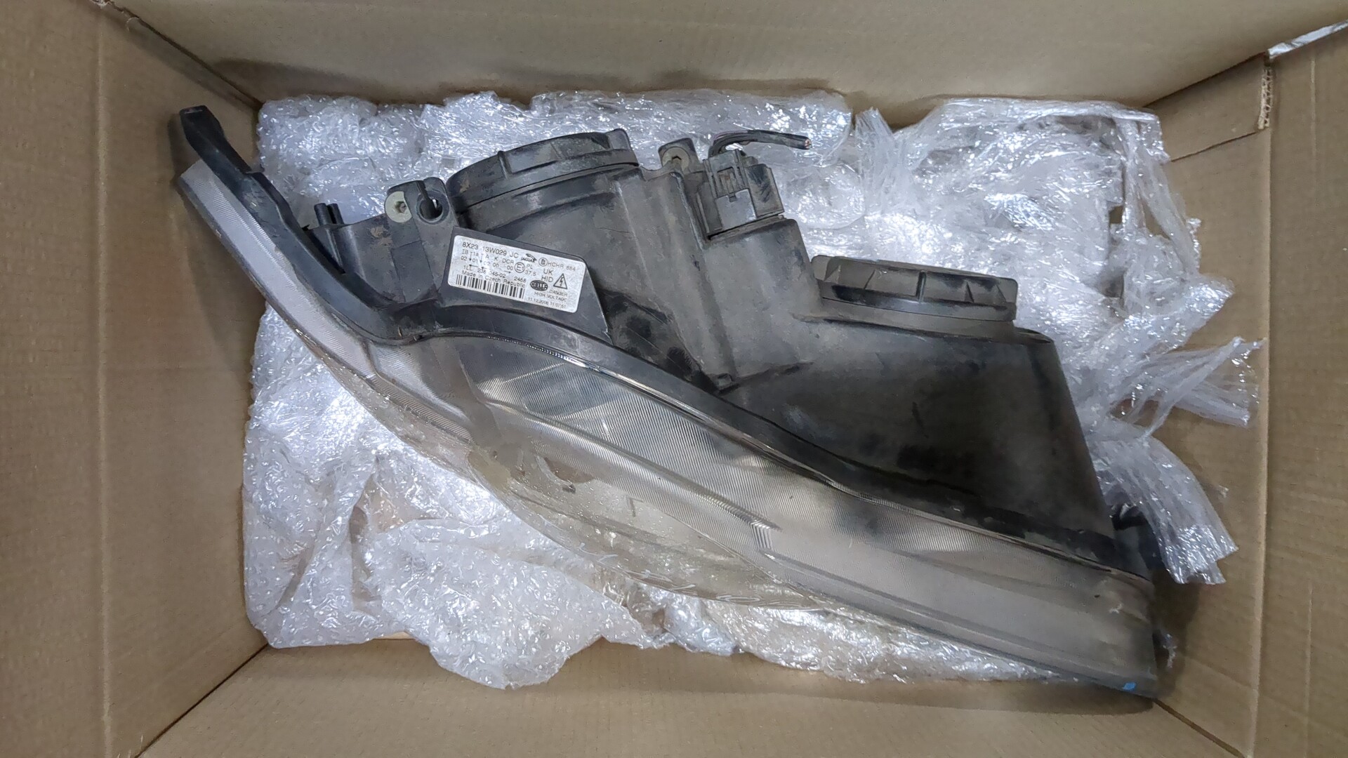 Фара правая