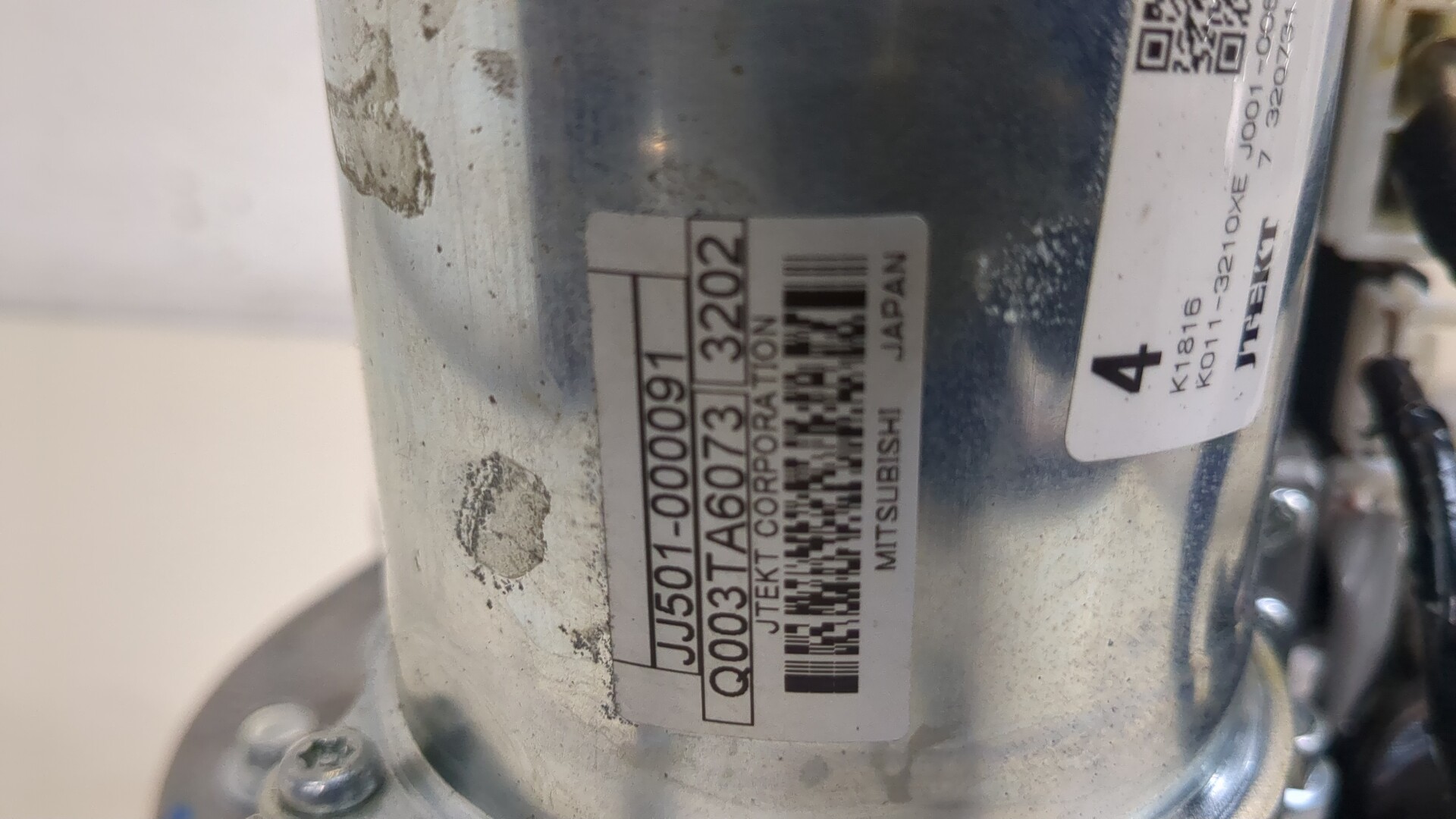 Серводвигатель рулевой рейки