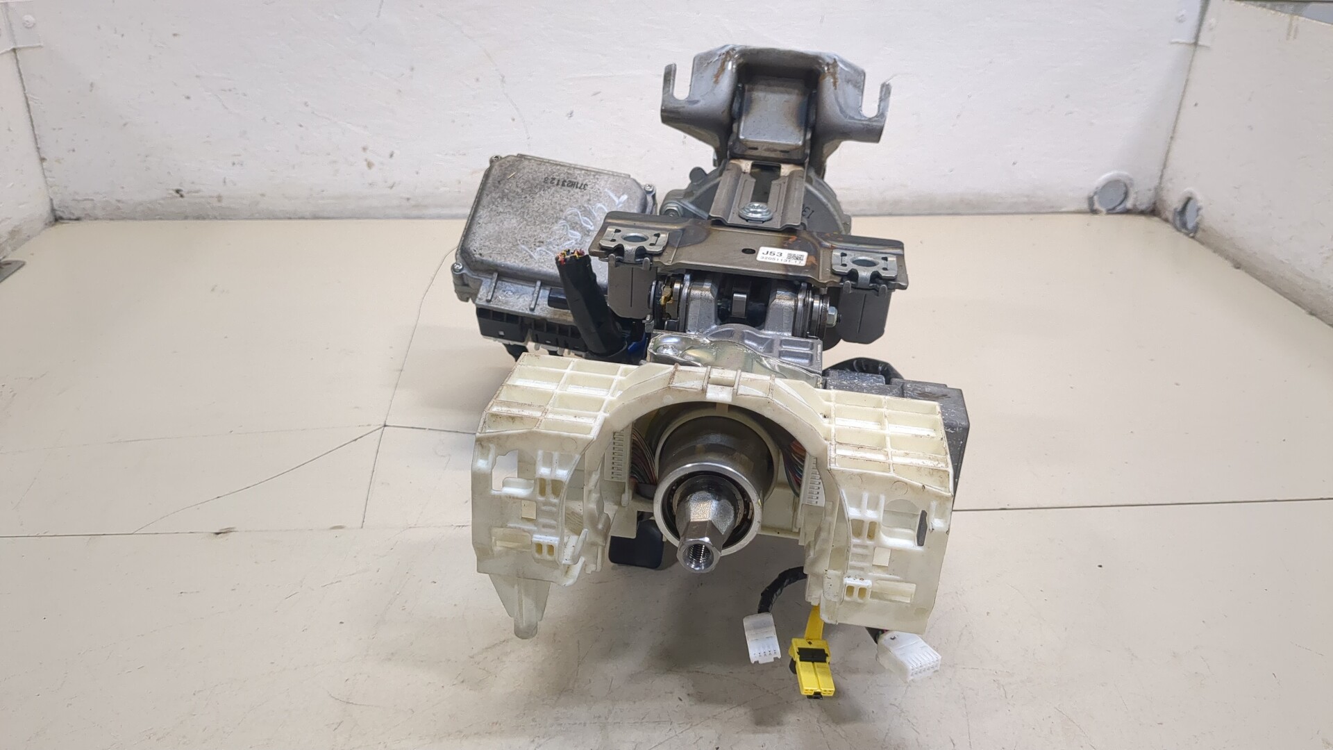 Серводвигатель рулевой рейки