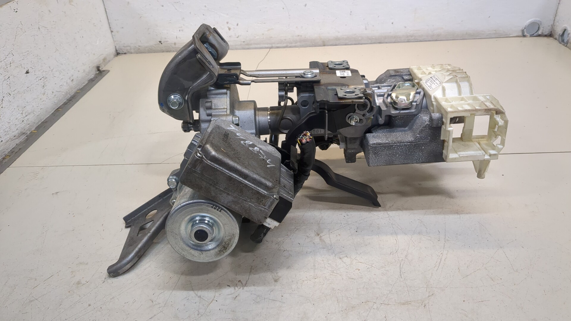 Серводвигатель рулевой рейки