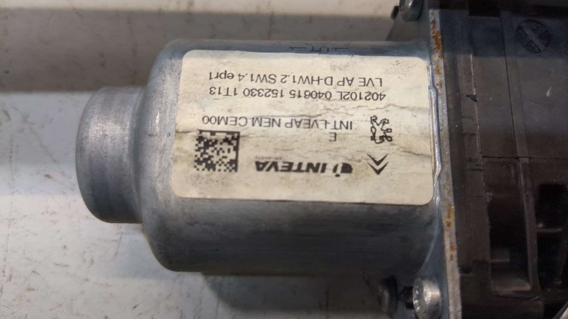 Стеклоподъемник электр. передний правый