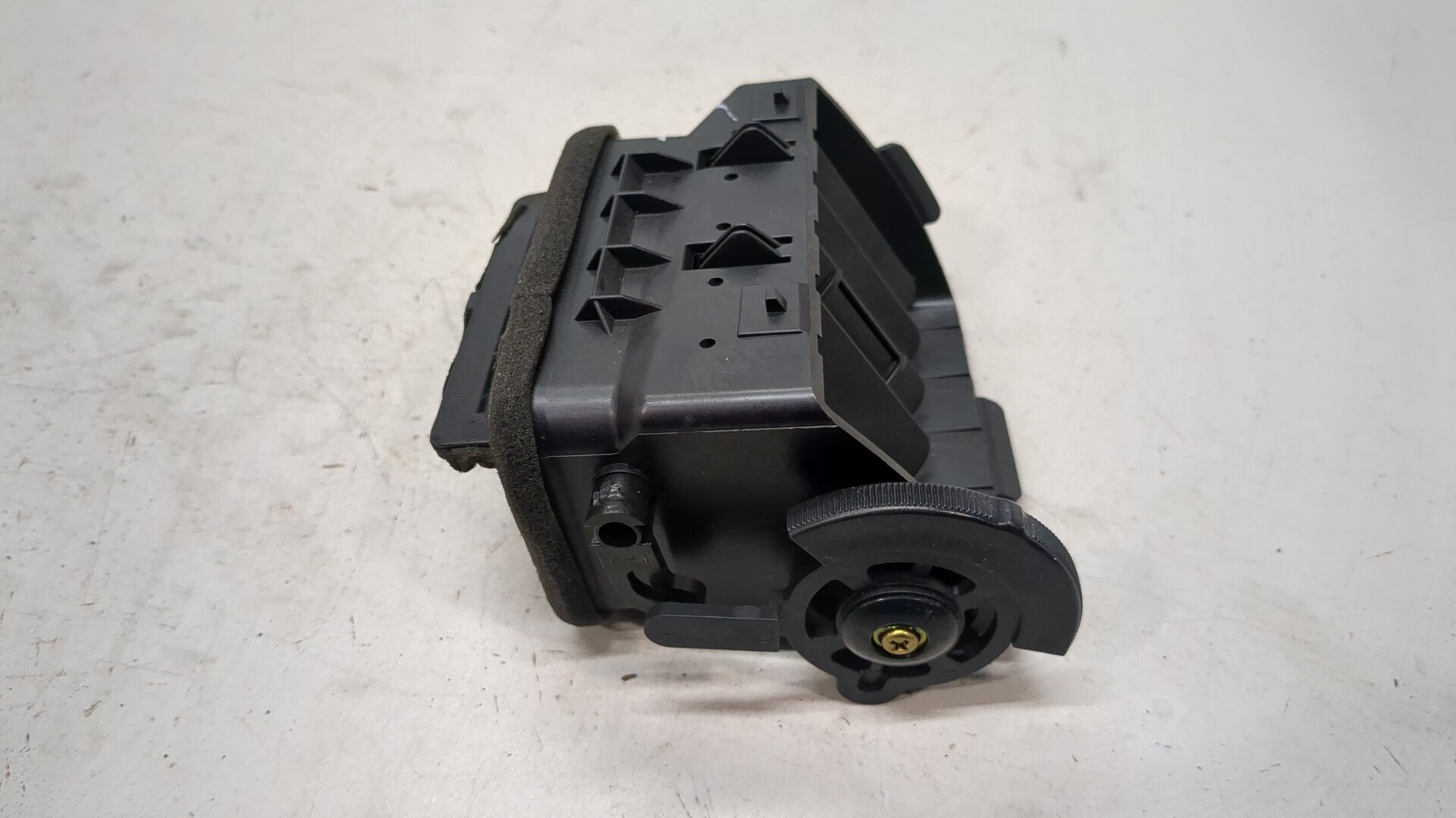 Дефлектор воздушный