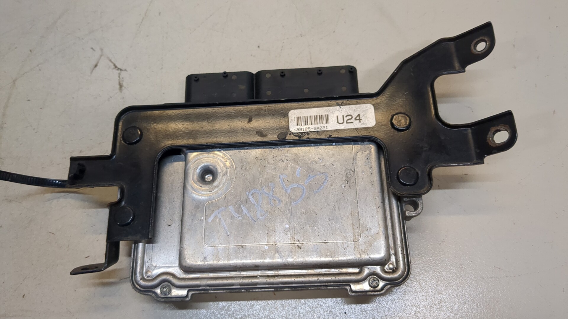 Блок управления двигателем