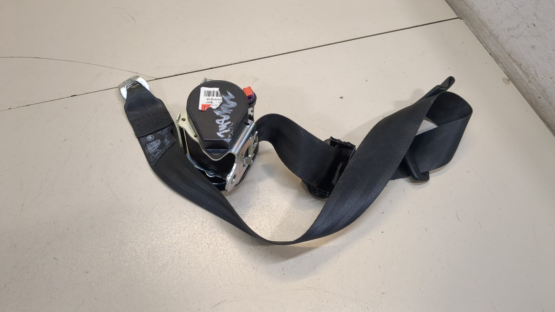 Ремень безопасности