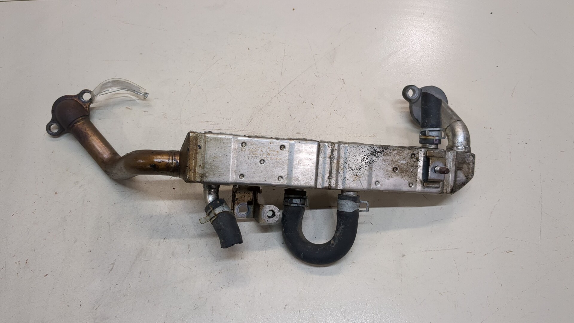 Тройник вентиляции картерных газов