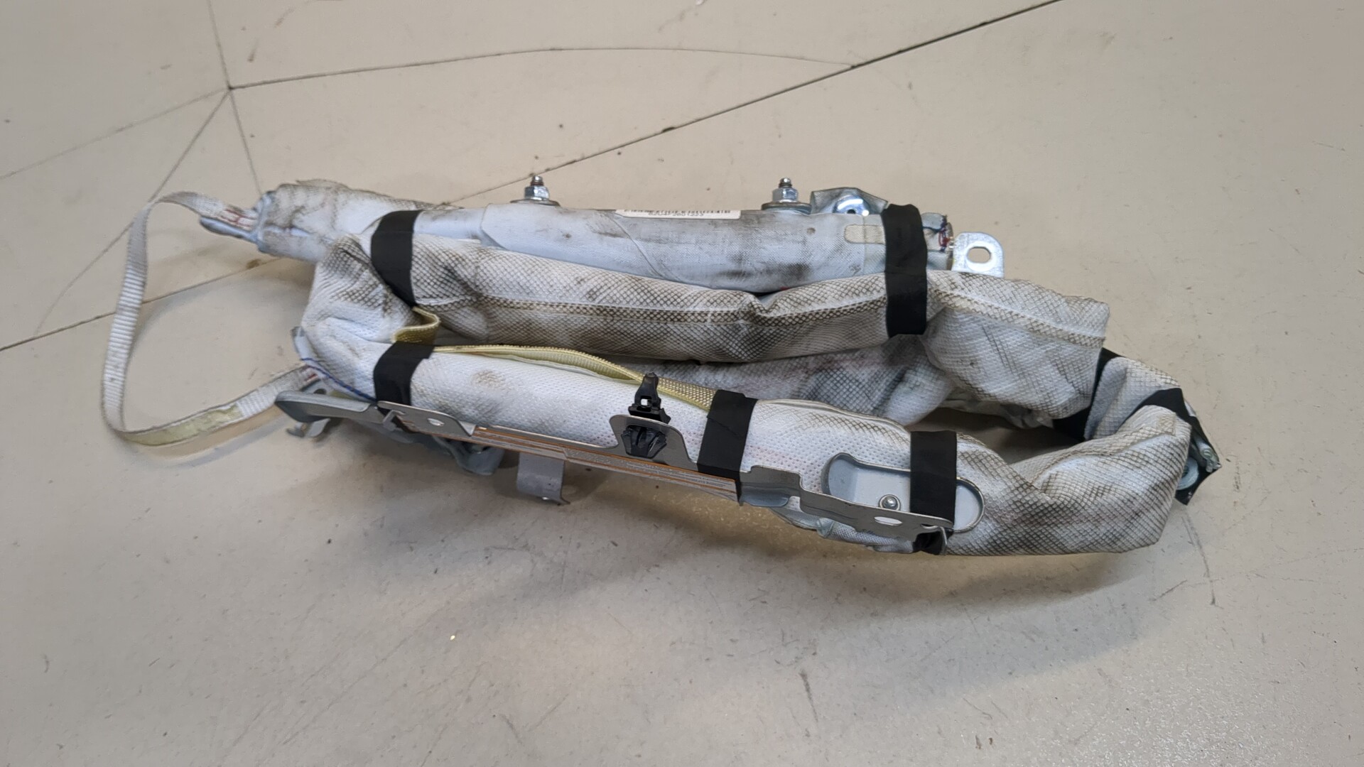 Подушка безопасности боковая (шторка)