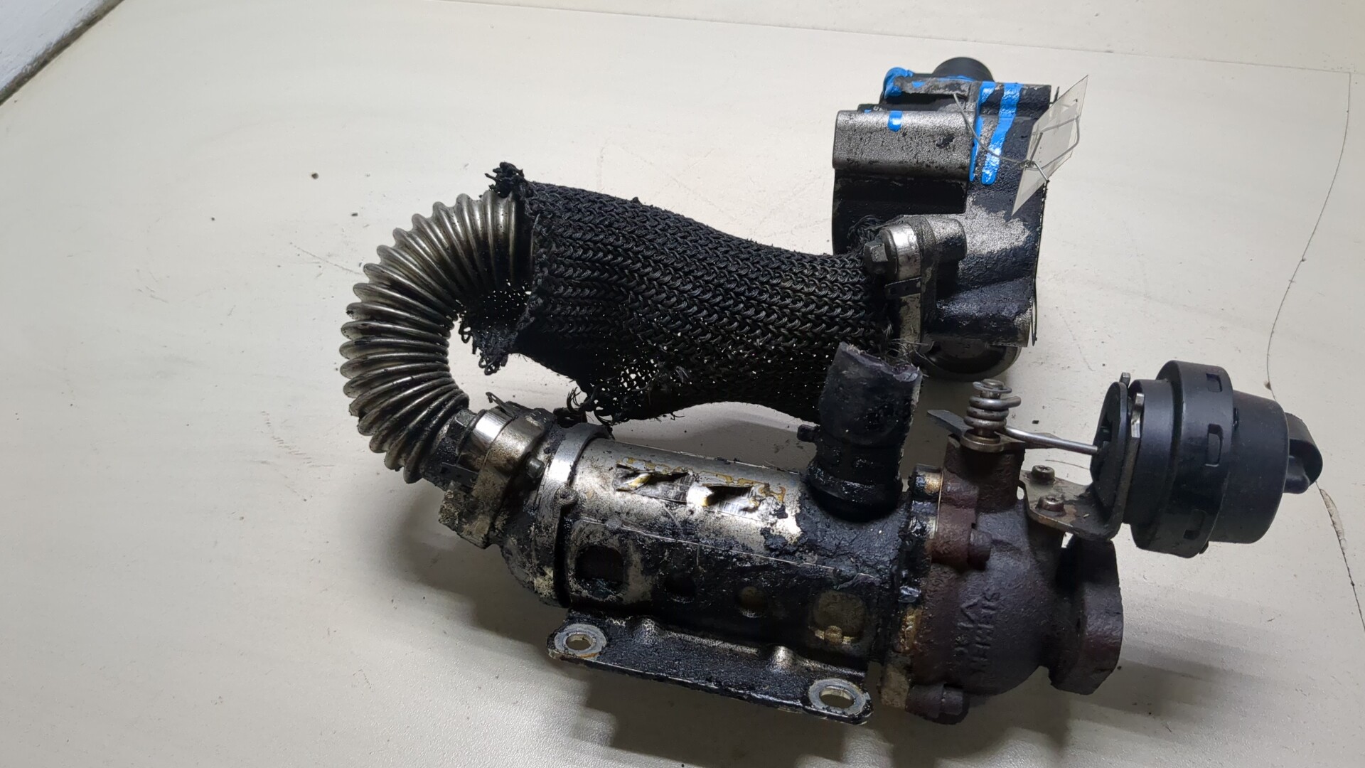 Клапан рециркуляции выхлопных газов (EGR)