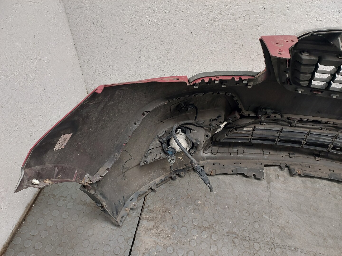 Бампер передний