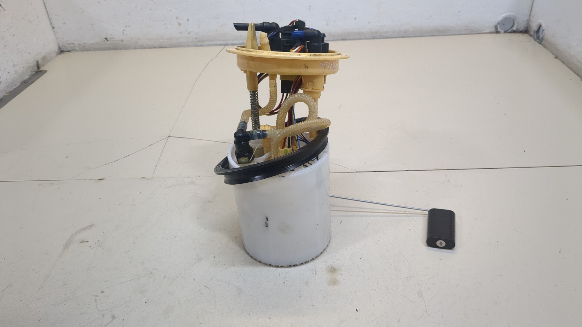 Насос топливный электрический