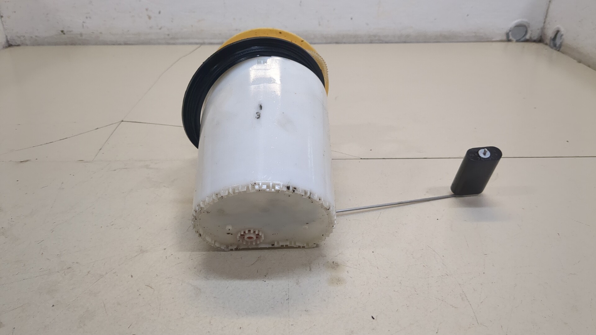 Насос топливный электрический