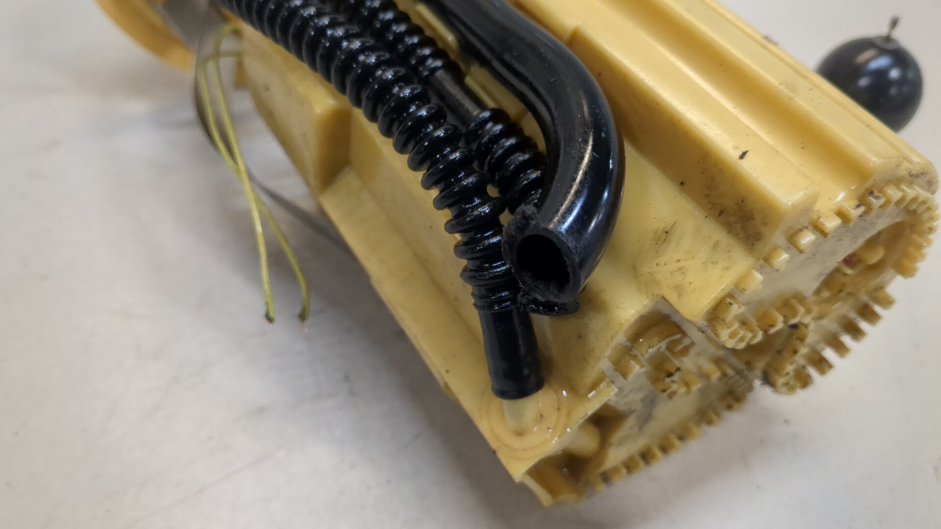 Насос топливный электрический