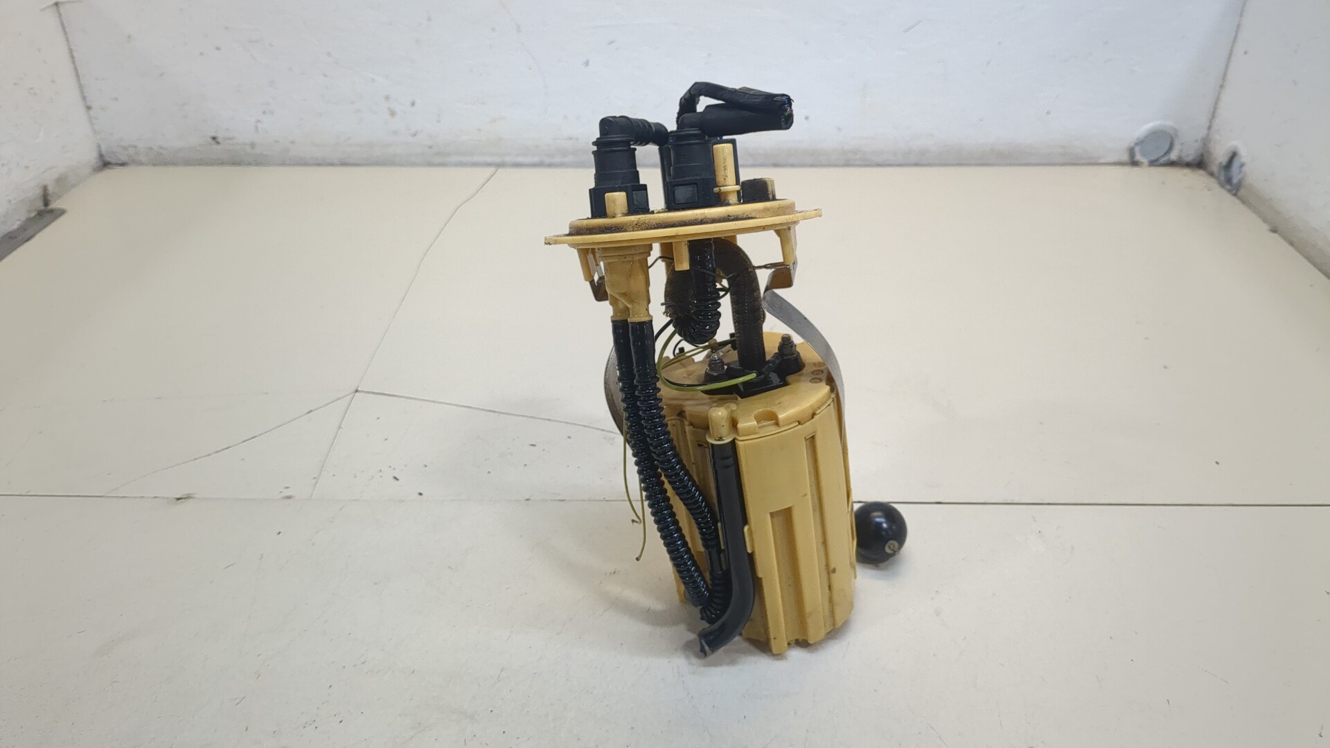 Насос топливный электрический