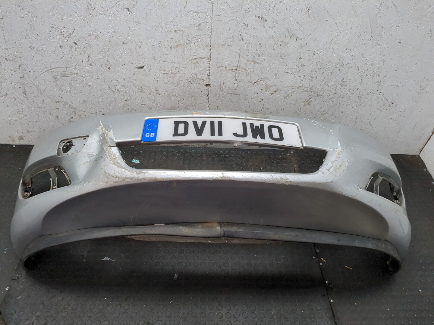 Бампер передний