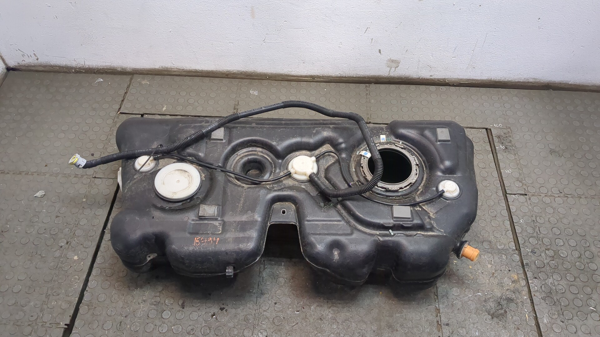 Бак топливный